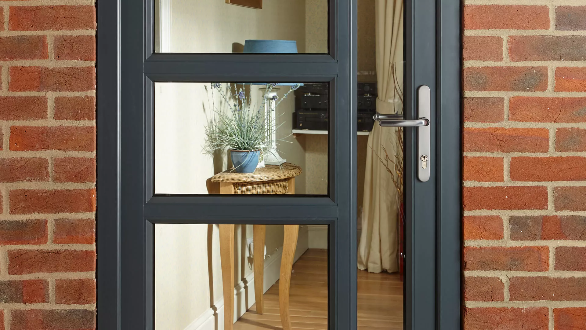 Aluminium-Doors-Gallery-1.jpg